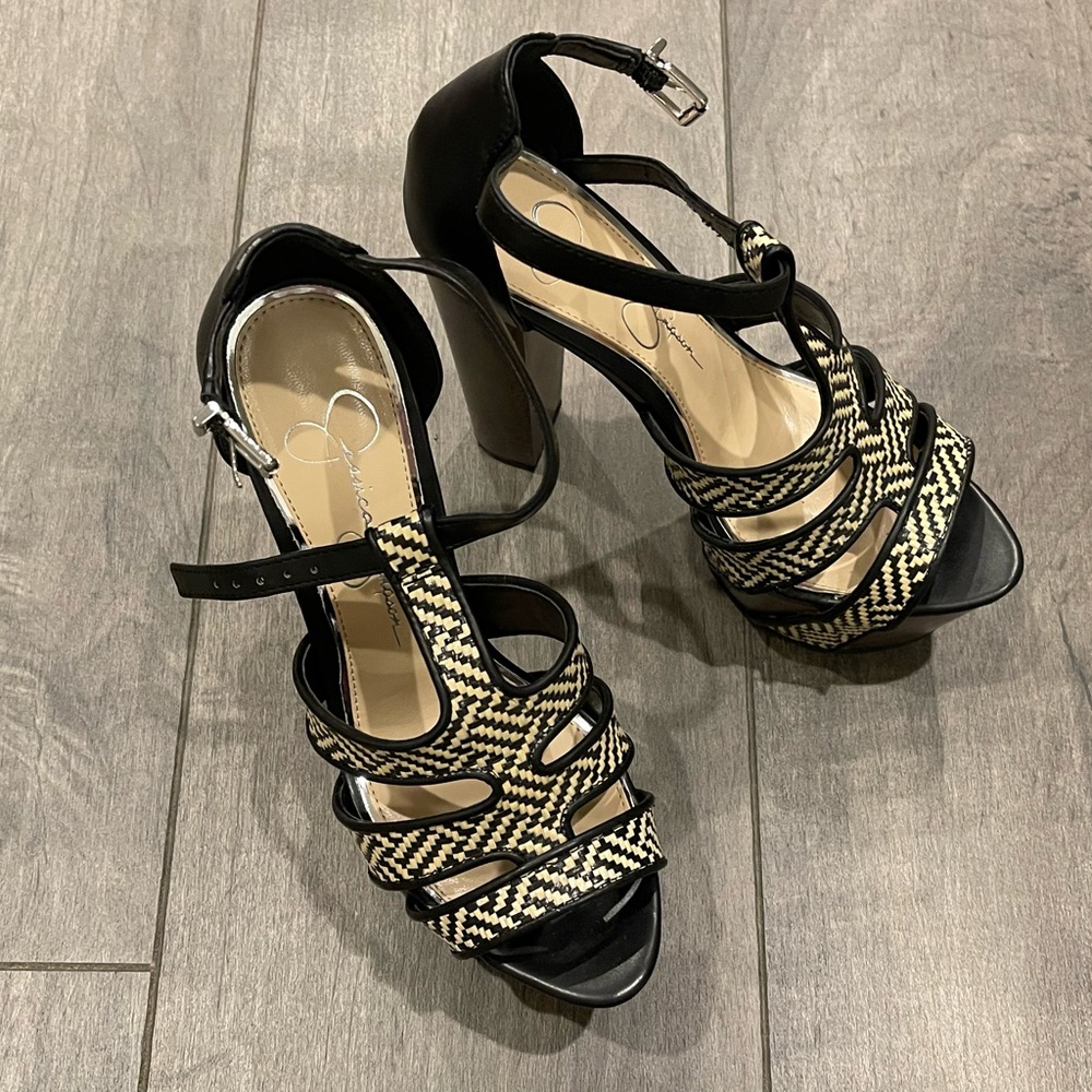 Jessica Simpson high shoes 6.5 M BLACK/BLACK DENICIA